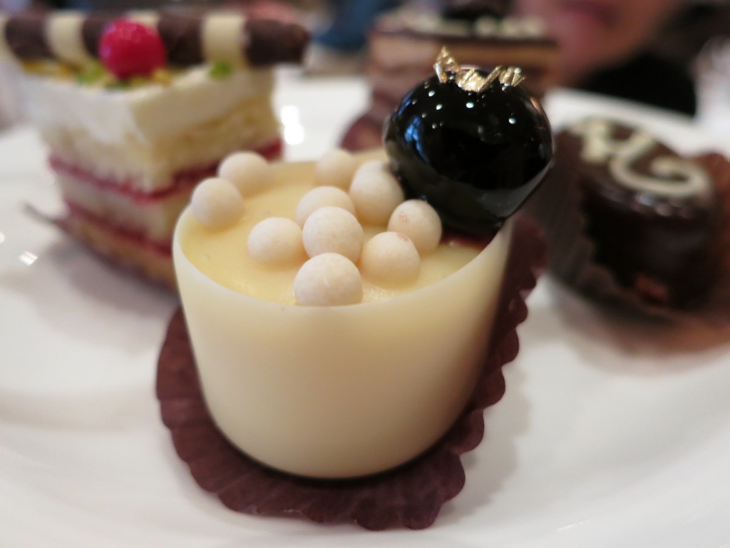 Petits Fours (2013)